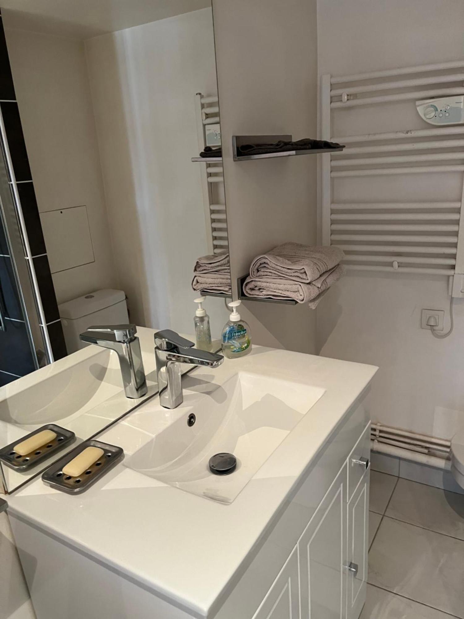Bel Appartement Chic Et Cosy 78100 Saint-Germain-en-Laye Exterior photo